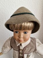 Schneider Porzellanpuppe Jöggeli in Tracht, selten