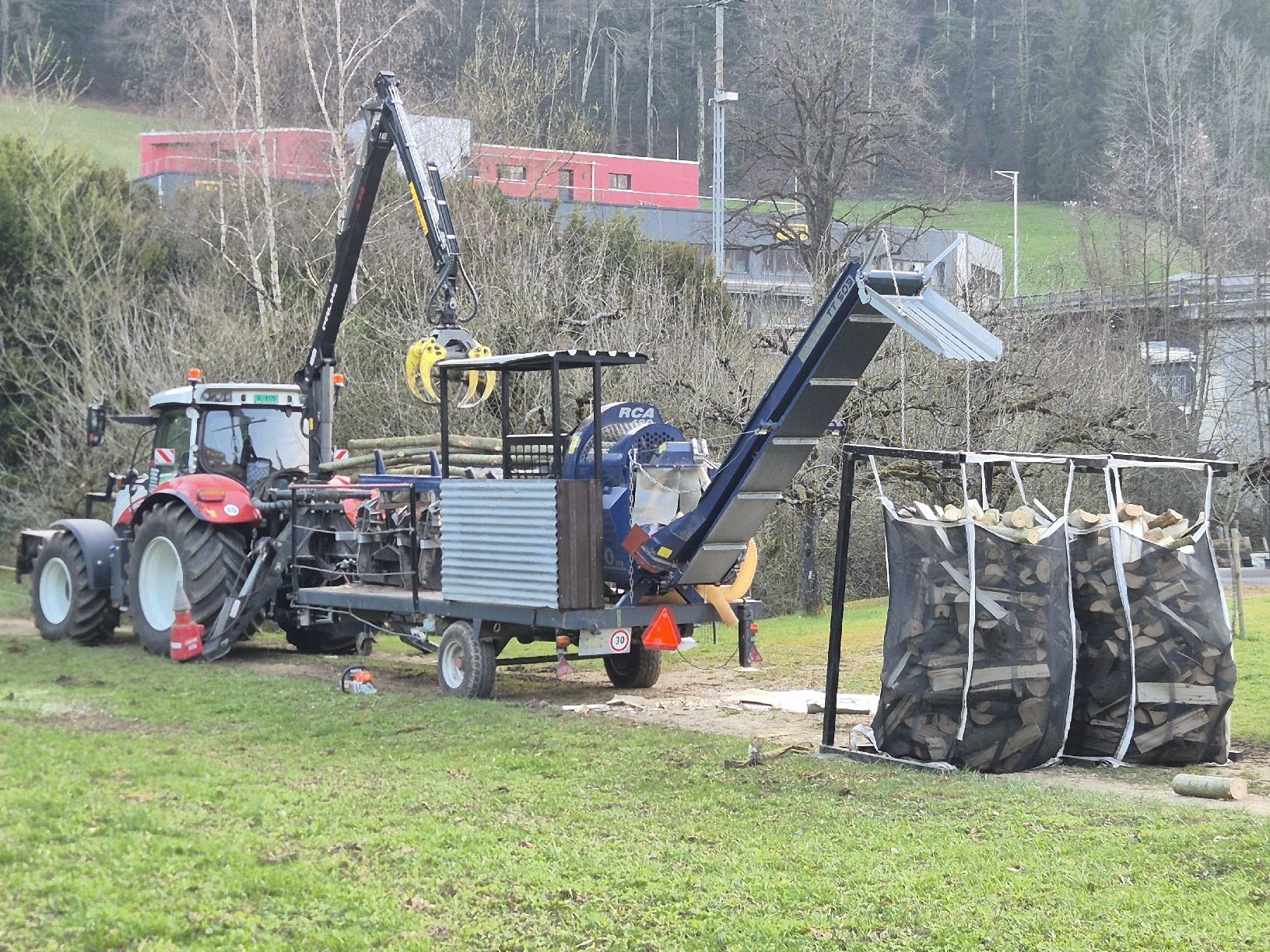 Tutte le macchine: Holzspalter Sägespalter – Usato da Tecknau venduto da johni6200