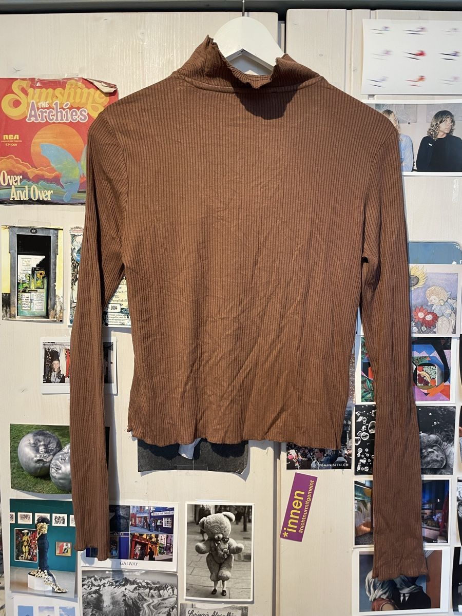 Stradivarius Maglioni & Felpe: Pulli braun – Usato da Turgi venduto da eiiinalem 3