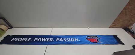 Fanschal Kloten Flyers. (nov807)