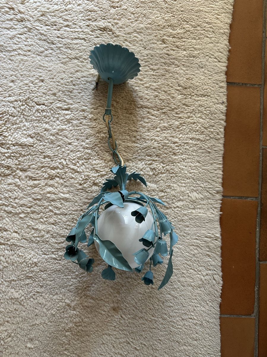 Kronleuchter & Deckenlampen: Vintage ceiling globe light with leaf and flower design – Gebraucht aus Russin von max_xwv2
