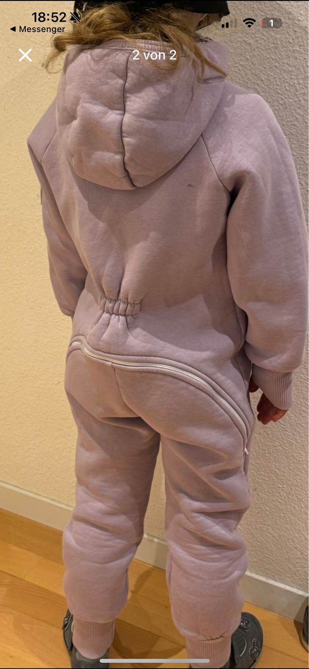 Tute: Fleece Winteranzug Grösse 110/116 – Usato da Adliswil venduto da Harr19y80