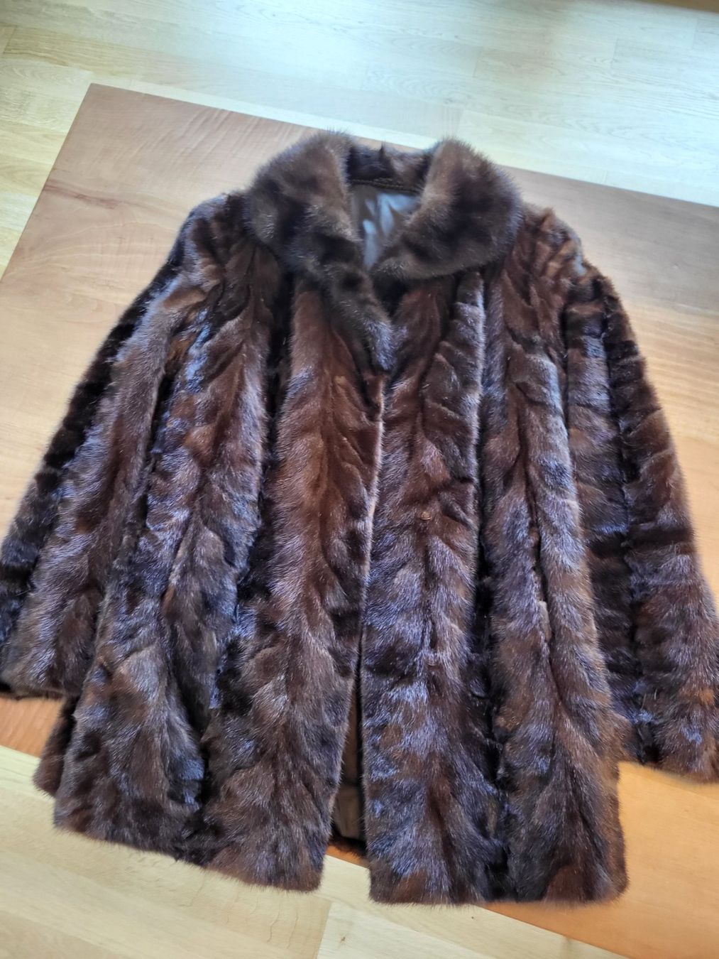 Nerz Giacche: Damen Nerzjacke – Usato da Rümlang venduto da Turrin 3