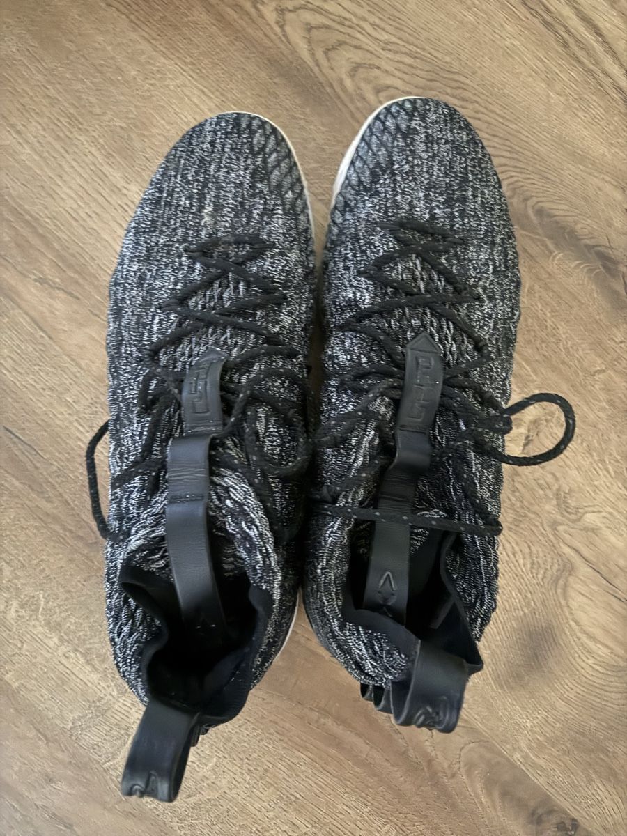 Nike Scarpe da uomo: LeBron 15 Schuhe Gr 49.5 – Usato da Weinfelden venduto da Krusevac037