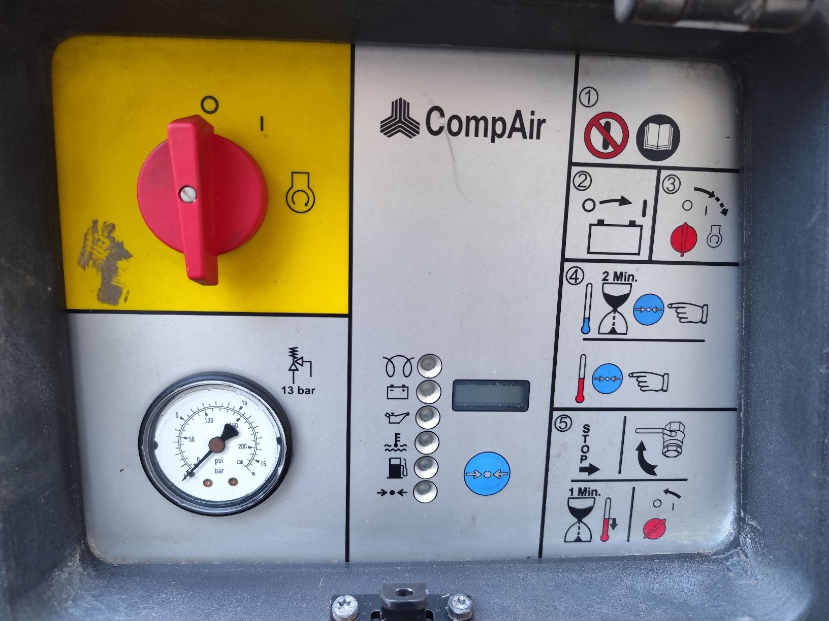 Veicoli commerciali: Kompressor CompAir, Baukompressor inkl. Presslufthammer! – Usato da Unteriberg venduto da TSolution1 5