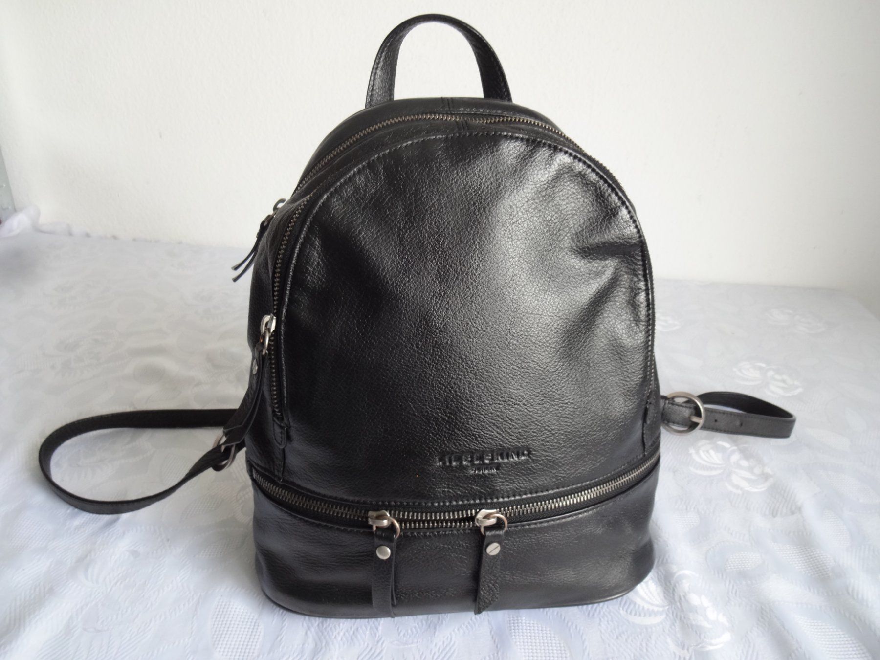 Liebeskind Zaini: Orig. " Liebeskind " Echtleder Schwarzes Rucksack – Usato da Frauenfeld venduto da Reyy58
