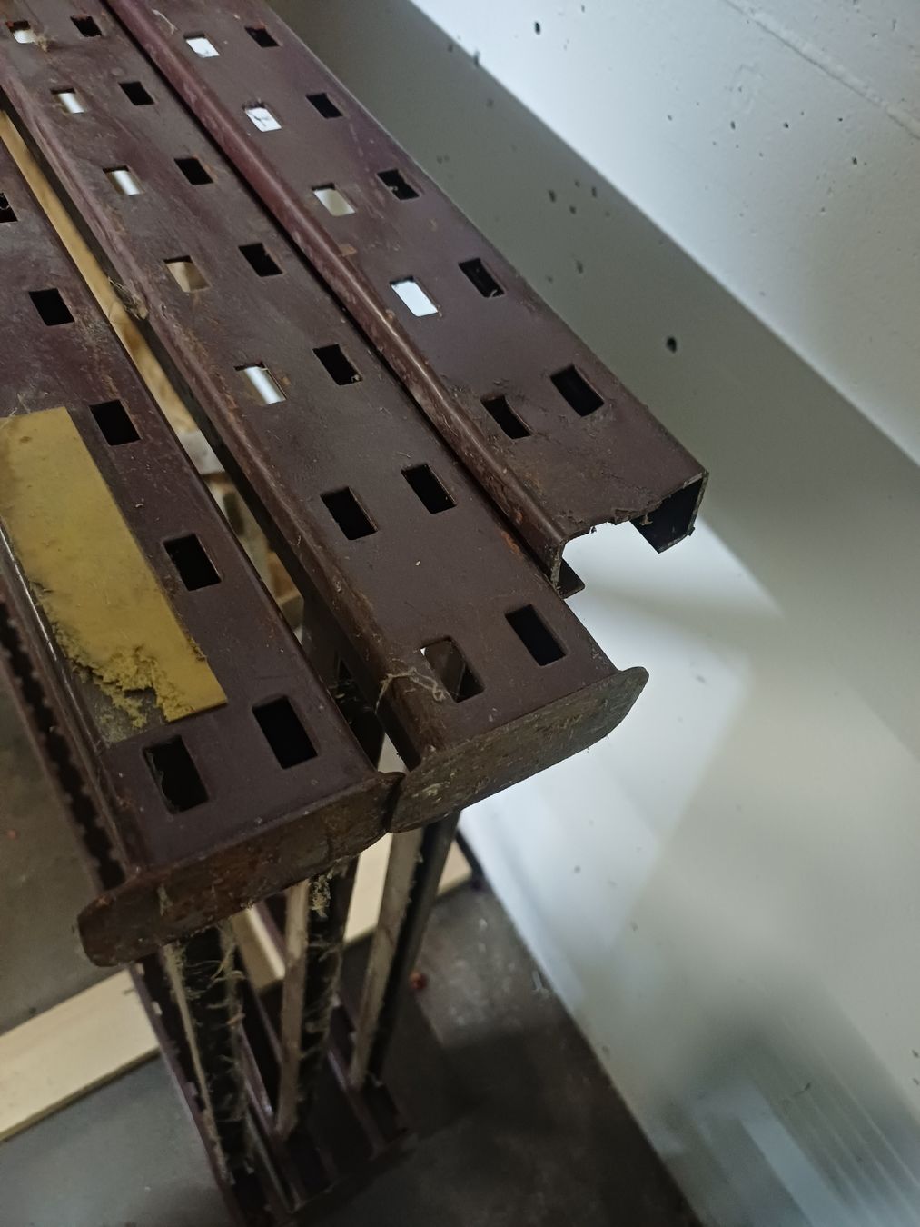 Scaffali: Lagergestell mit XXL Tablaren – Usato da Wangenried venduto da Recycler94 2