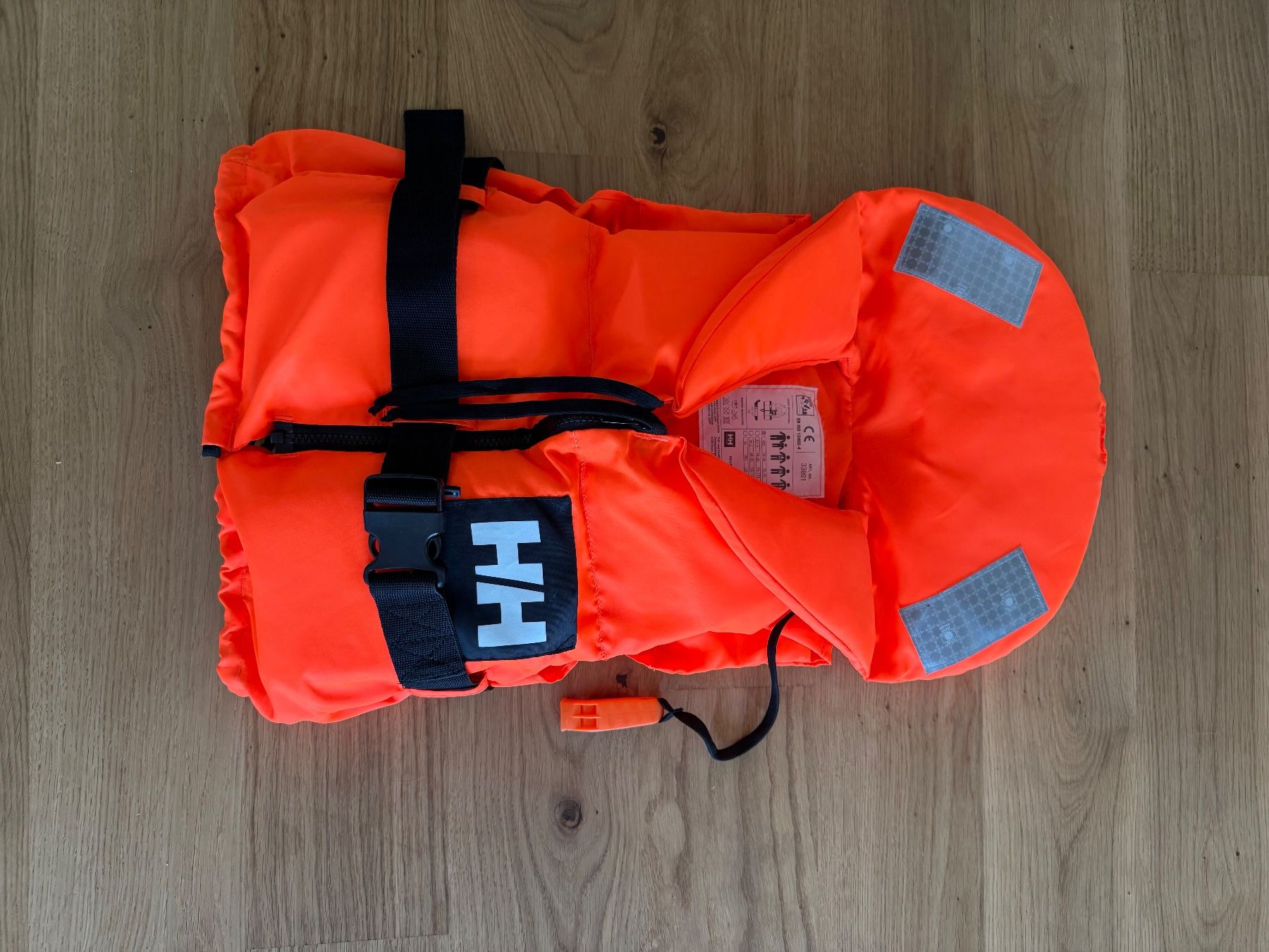 Helly Hansen Giubbotti di salvataggio: Schwimmweste Helly Hansen XXS 30-40kg – Usato da Kleinandelfingen venduto da MarilynMonroe