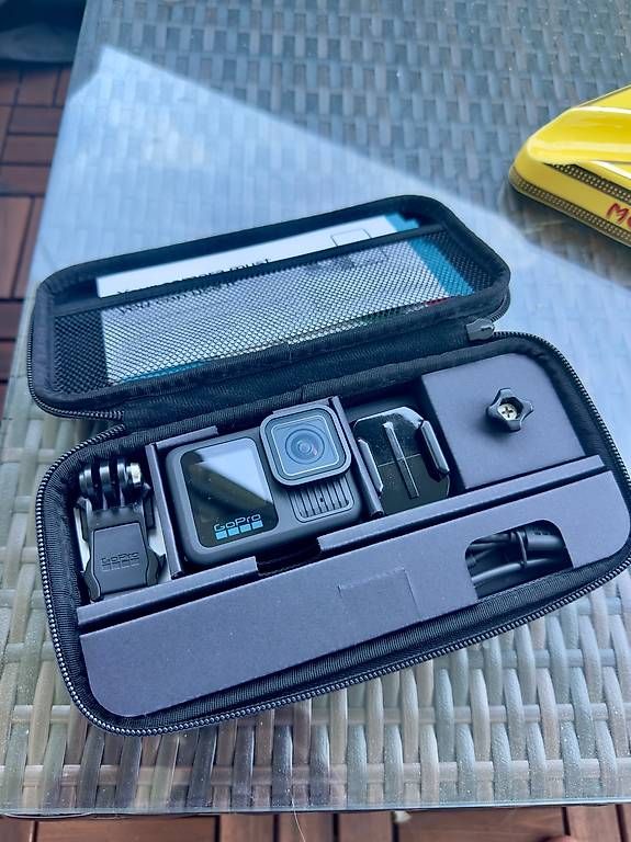Action Cam:  GoPro HERO 13 Black  Accessory Bundle – Gebraucht aus Onex von gnv_x8nt 1