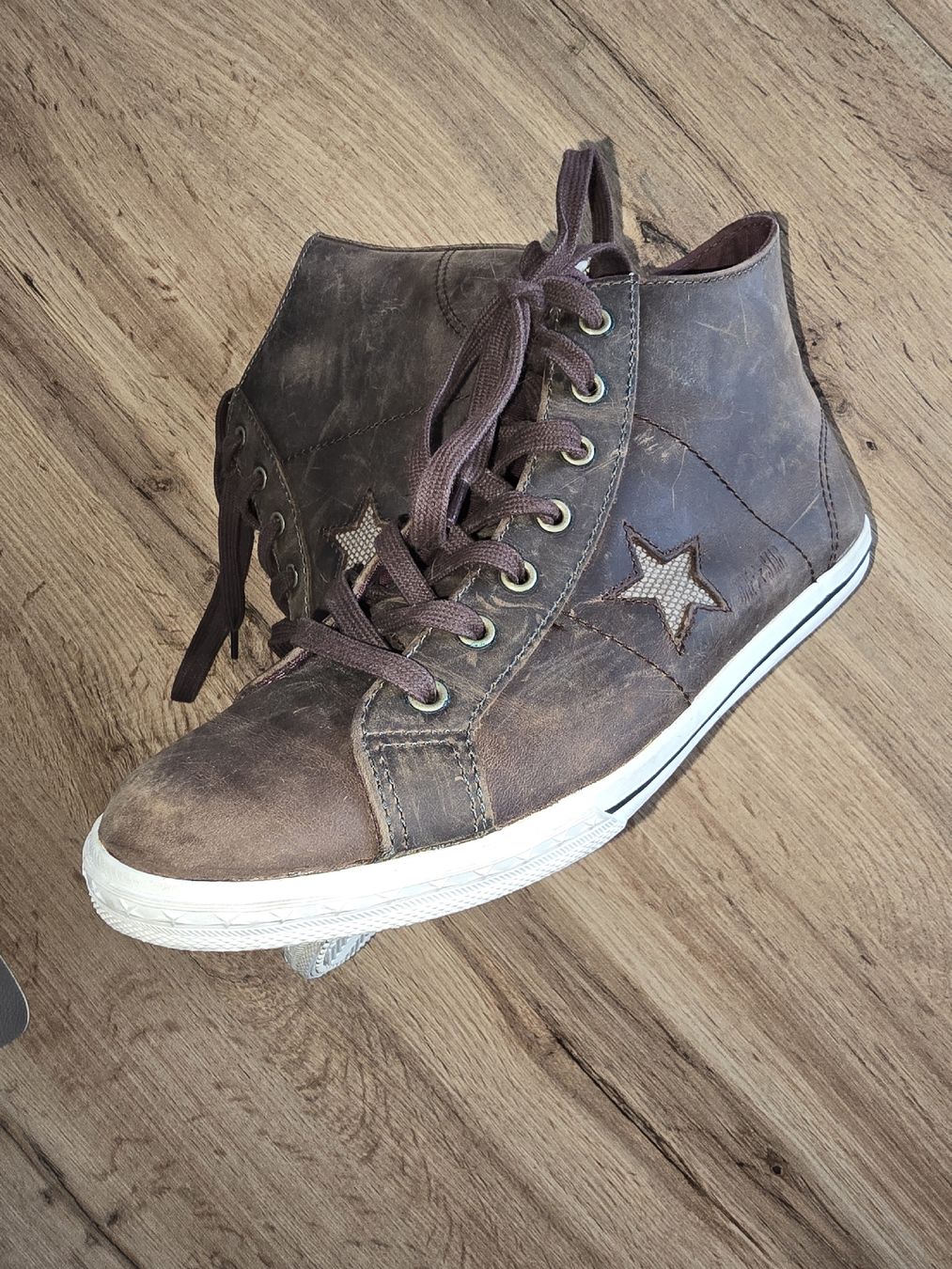 Scarpe da donna: Converse One Star hautes brun cuir vintage – Nuovo (secondo la descrizione) da Champagne venduto da LoomiStudio 1