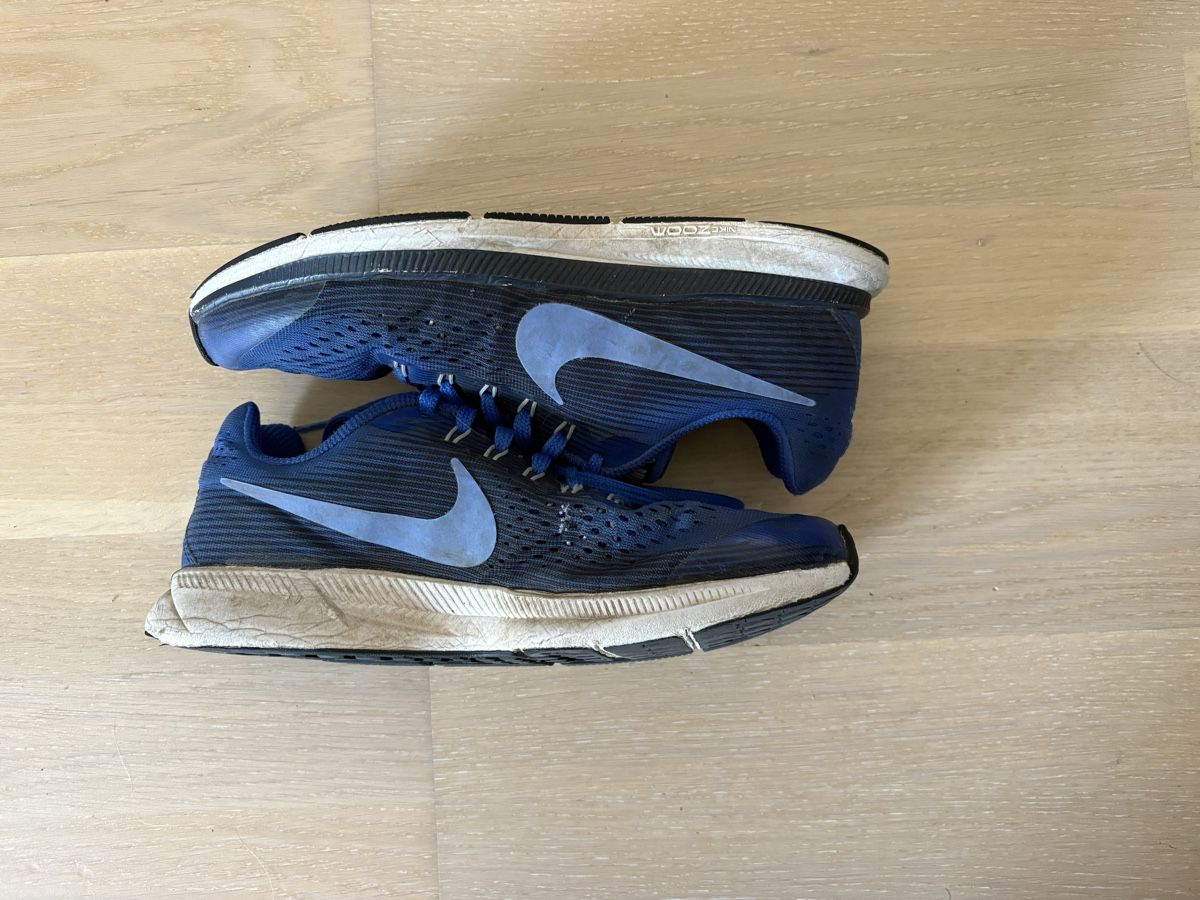 Nike Herrenschuhe: Nike Turnschuhe – Gebraucht aus Schüpfen von ani_gj8r