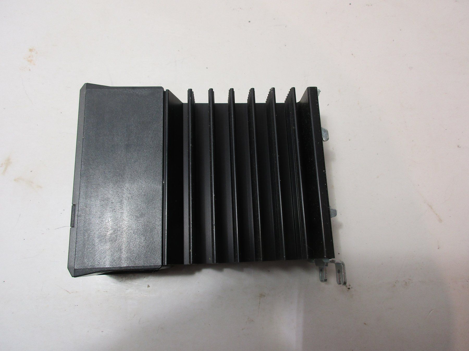 Componenti elettronici: Solid State Relay Comat SRC 3DD 40 10 Halbleiterrelais – Usato da Trubschachen venduto da ACStromer 6