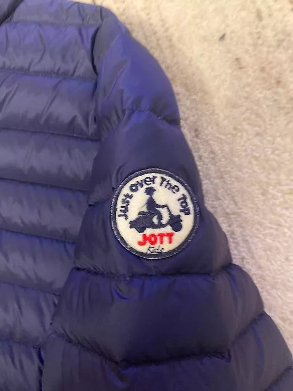 Giacche: J.O.T.T. – Usato da St. Gallen venduto da Konstanza 1