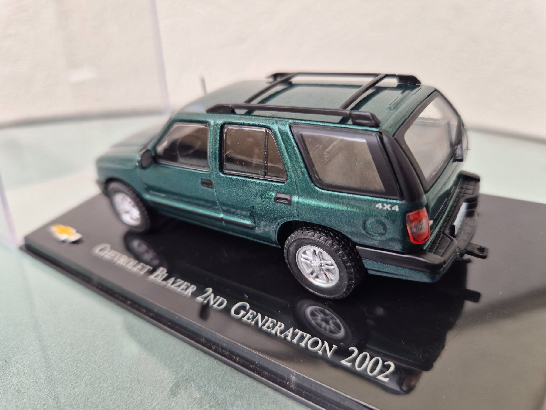 Chevrolet Modellini d'auto: Chevrolet Blazer 2002 ; 1:43. – Nuovo (secondo la descrizione) da Oberbuchsiten venduto da laffite54 2