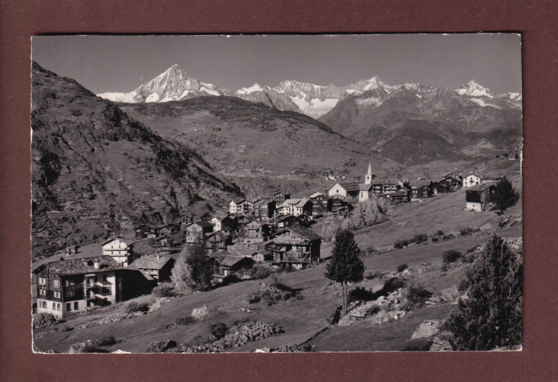 Cartoline postali: GRÄCHEN - 1958 – Usato da Pully venduto da nicecards