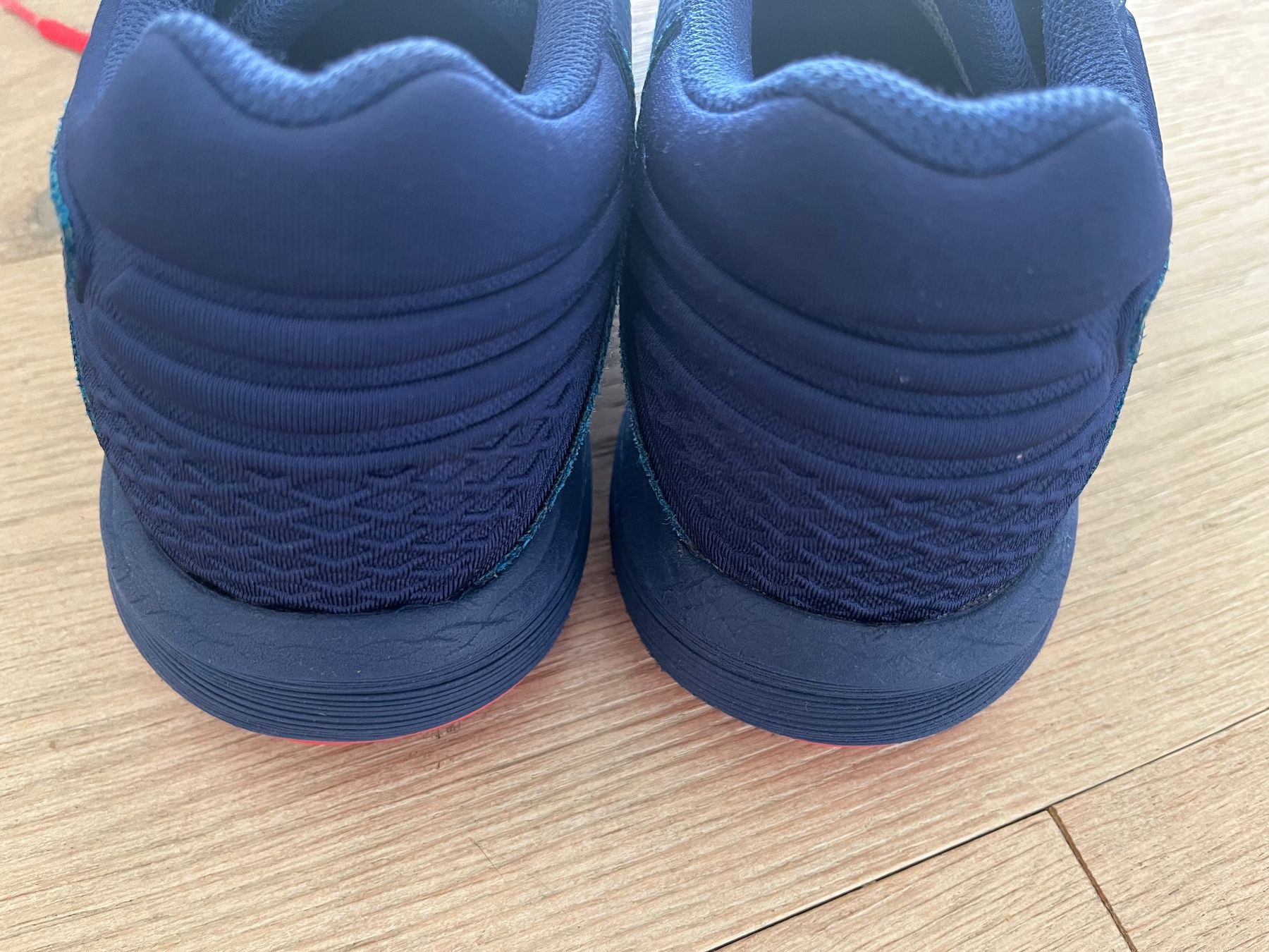Asics Chaussures hommes: Chaussuers de sport ASICS – Neuf (Voir description) à Corteglia par Lalapimpi 3