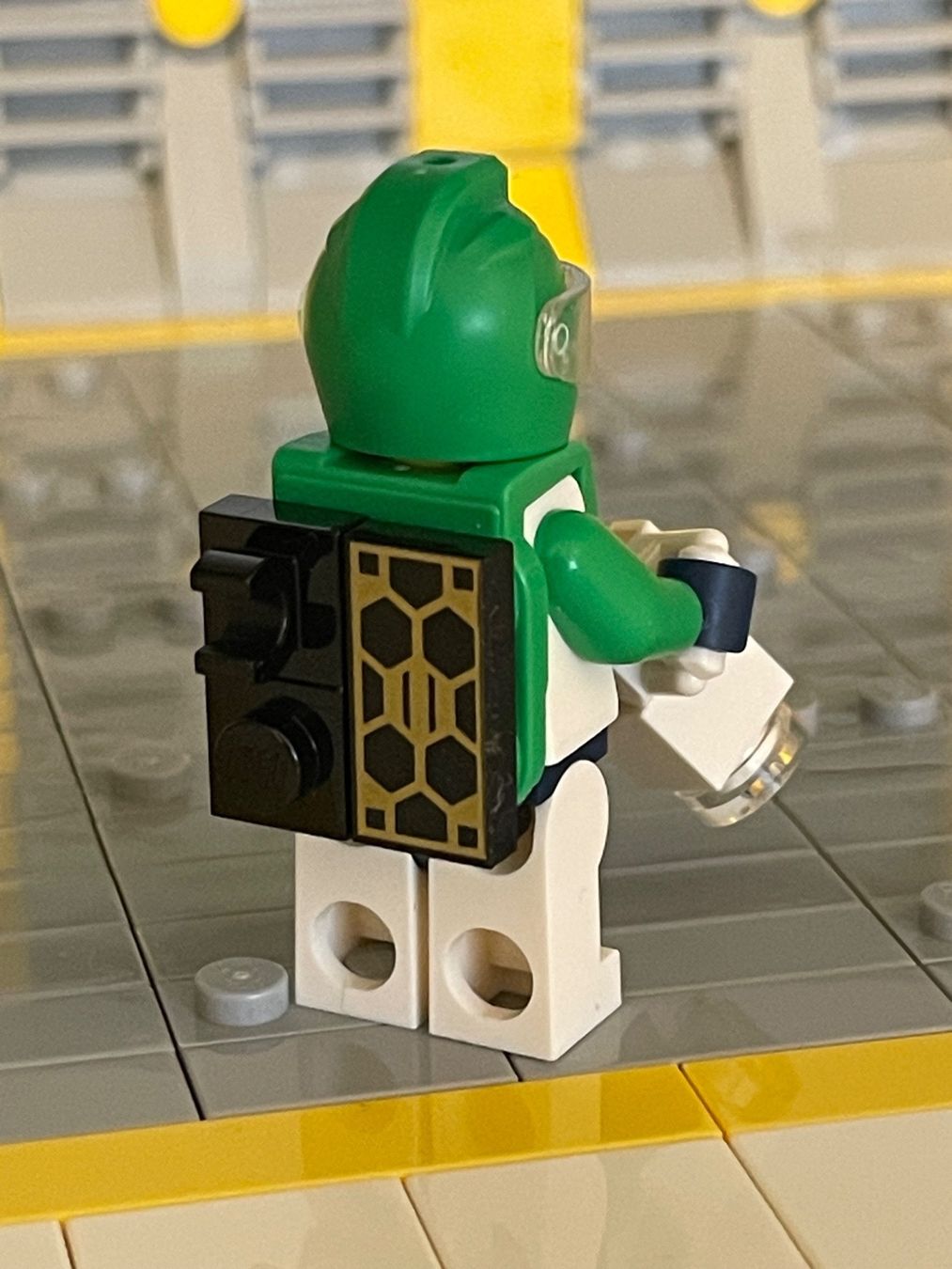 Lego Kit di costruzioni: Lego Space Minifigur grün Neu – Nuovo (secondo la descrizione) da Lengnau AG venduto da Chefe43 1