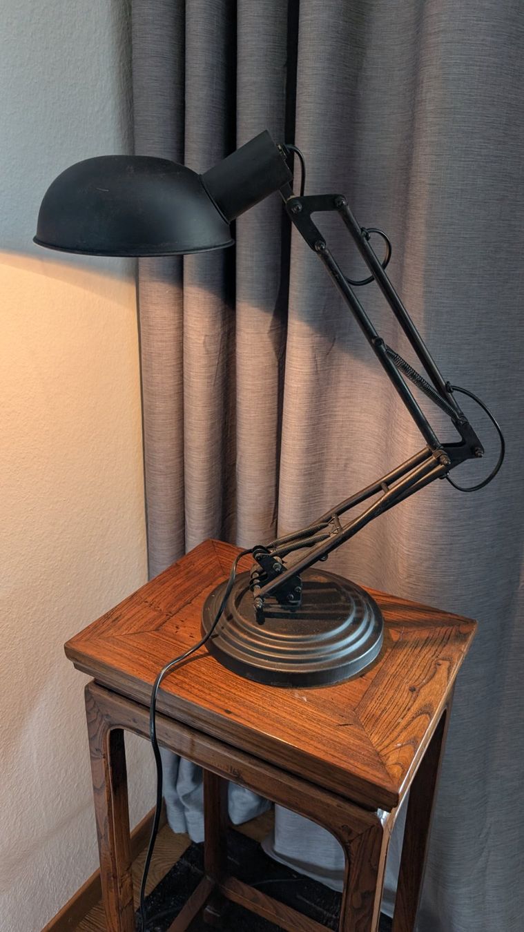 Lampes: Vintage Tischlampe, Replikat – D'occasion à Mönchaltorf par Blechfreund