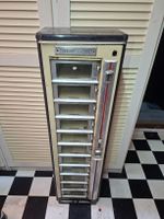 Antiker Klappenautomat 