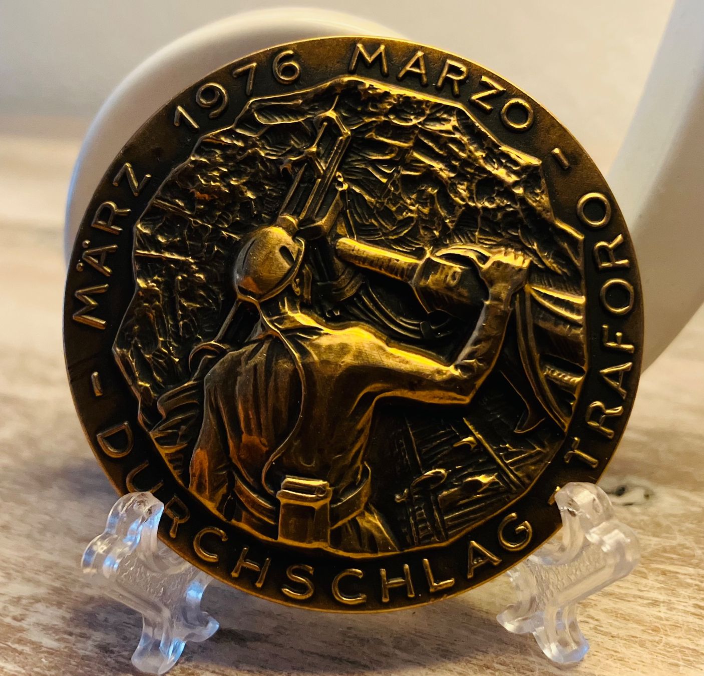 Medaglie: Medaille - Gotthardstrassentunnel 1976 – Usato da Merenschwand venduto da Garfield2026