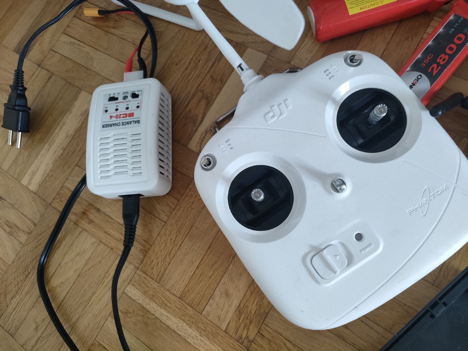 RC Modellbau: drone defekt  – Defekt aus Weiningen TG von NumisBila 4