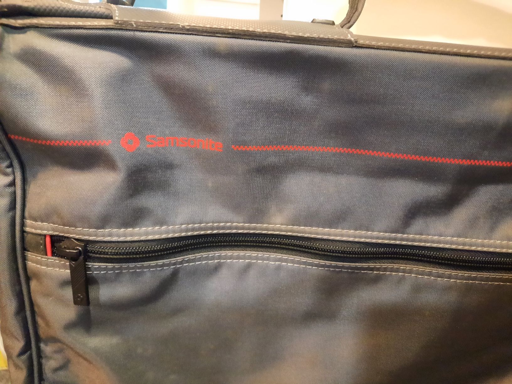 Samsonite Borse: Samsonite borsa per abiti – Usato da Biasca venduto da Old_6blh 4