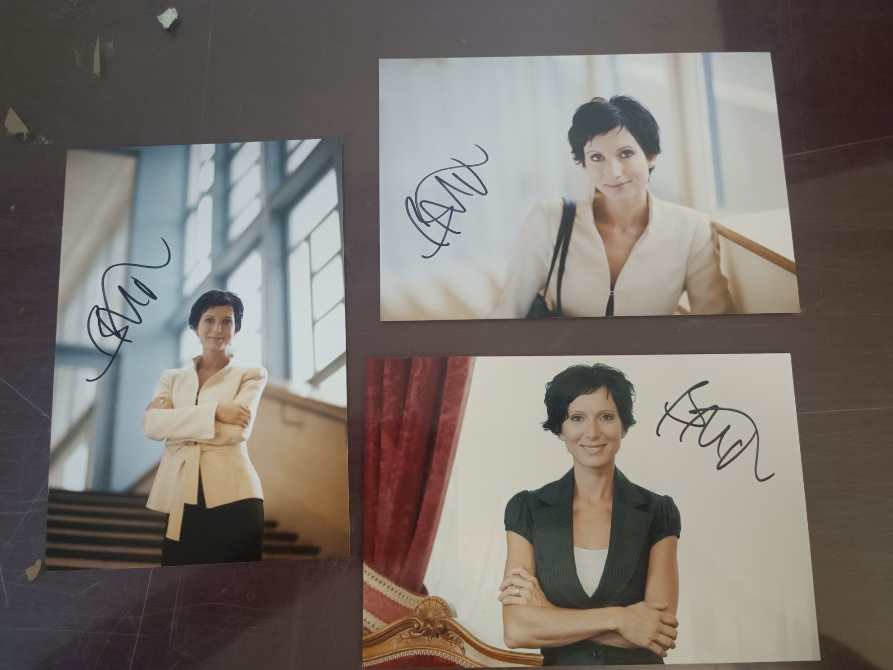 Autographes: Pascale Bruderer - 3x handsignierte 13x18cm - Set 2 – D'occasion à Menziken par Artographs