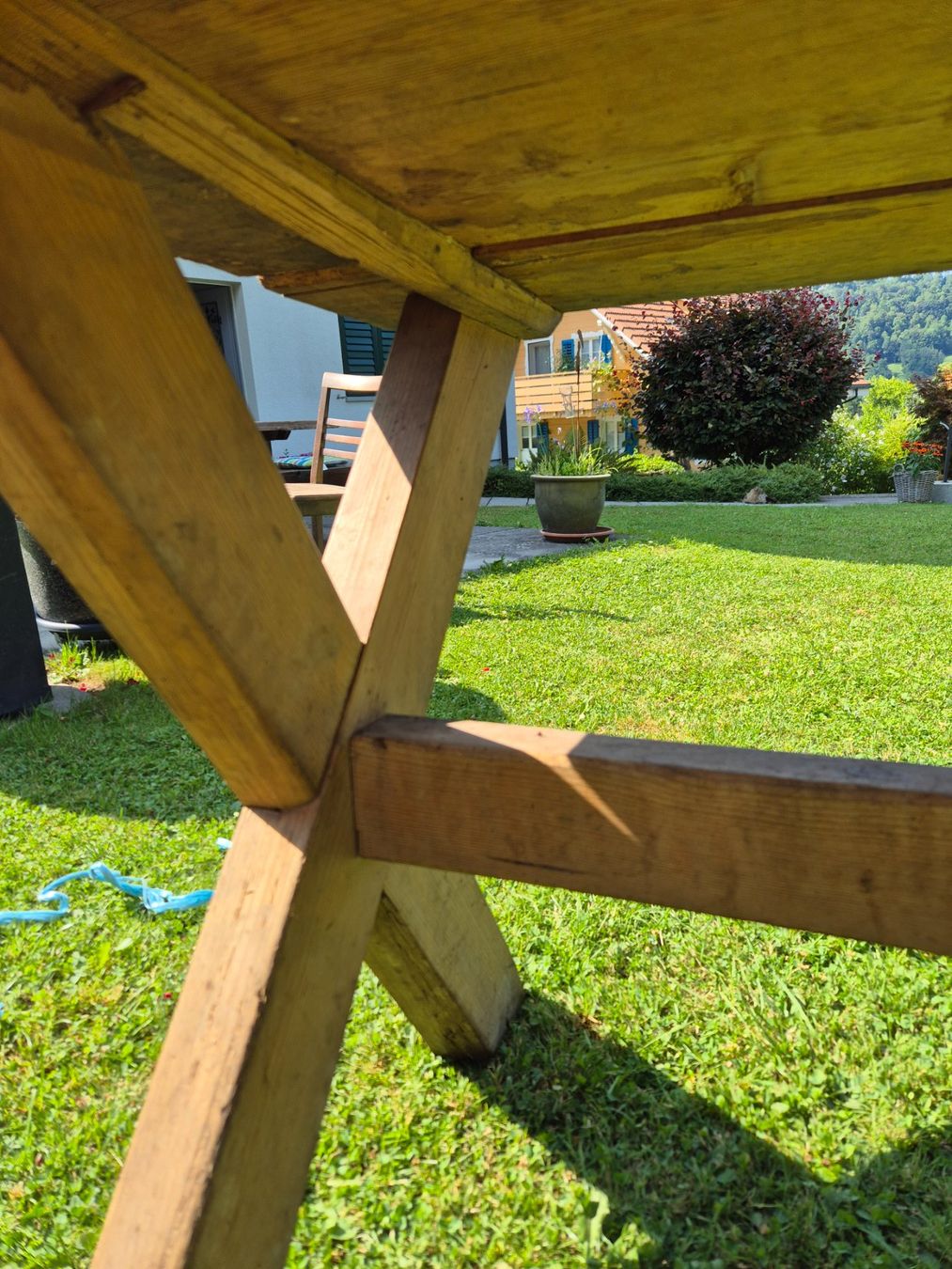 Tavoli: Antiker Scherentisch – Usato da Malters venduto da Moeschi5 3