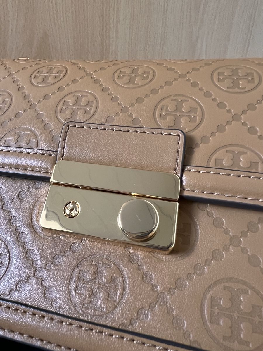Tory Burch Borse da donna: Tory Burch T Monogram Schultertasche – Nuovo (secondo la descrizione) da Oftringen venduto da btt_ddb9 3