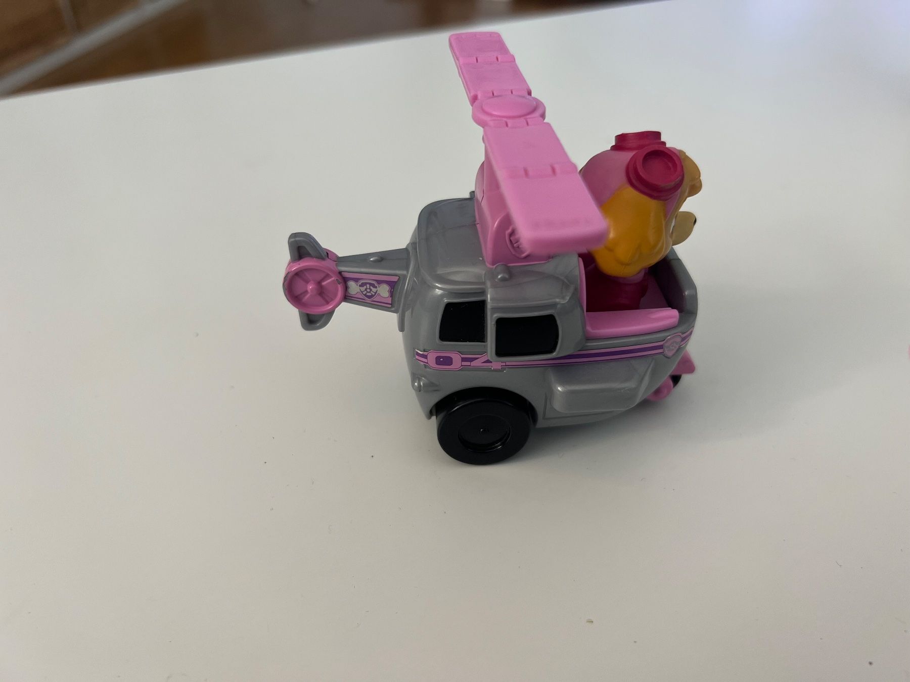Giocattoli: Figur Paw Patrol Skye im Flugzeug – Usato da Thun venduto da Siladi 4
