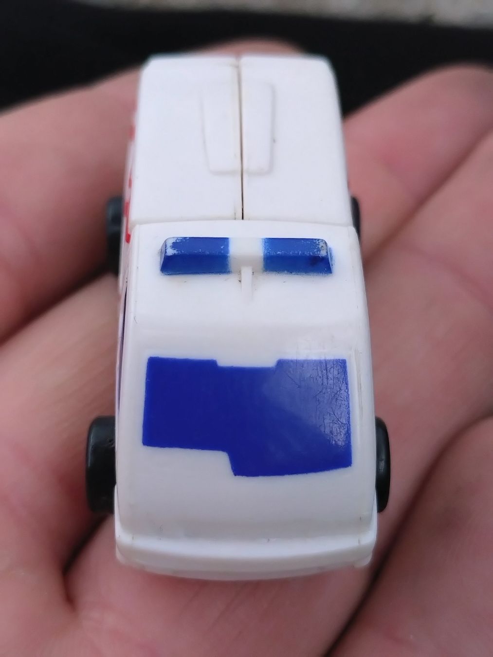 Statuette: Transformer Ambulance Micro Vintage Rare – Usato da Farvagny-le-Grand venduto da LaCaverne 3