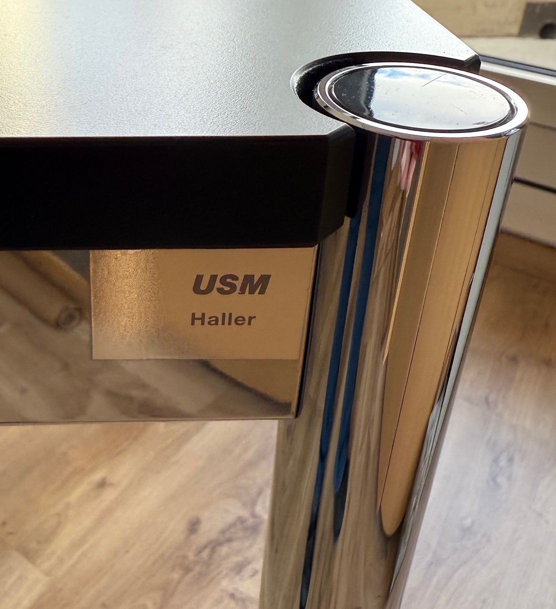 USM Scrivanie: Schreibtisch Haller USM - 75 x 75 cm – Usato da Samedan venduto da Gischpel25 3