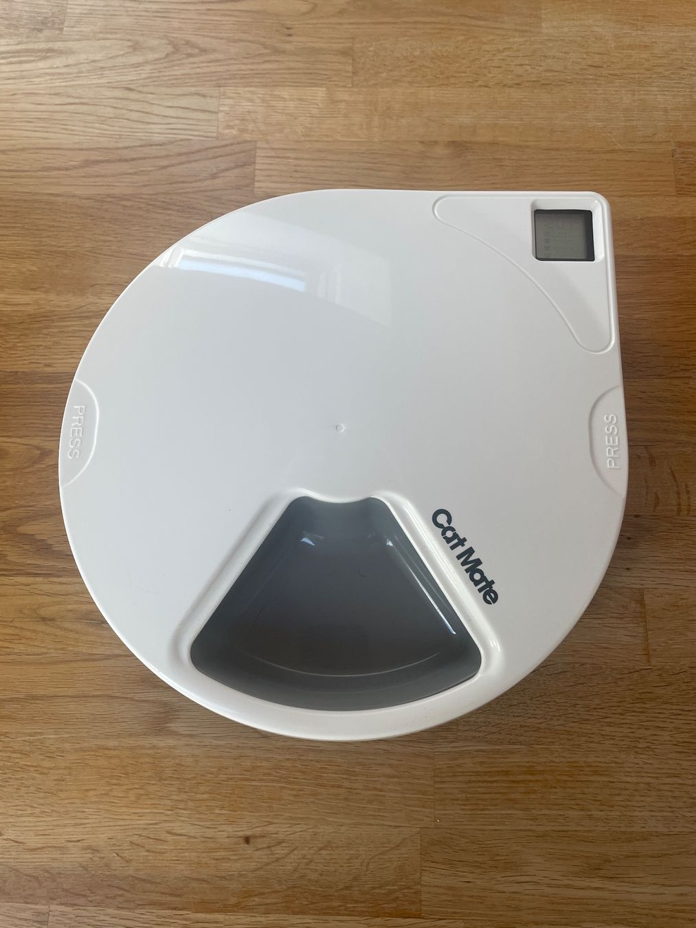 Mangimi: Futterautomaten (Closer Pet) digitalem Timer für fünf Fütter – Usato da Lupfig venduto da T765RS