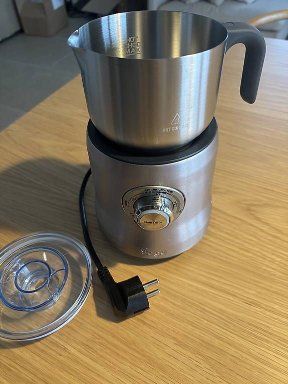 Sage Küchengeräte: Sage Milchschäumer Milk Café Silber – Gebraucht aus Zürich von car_9sdb 1