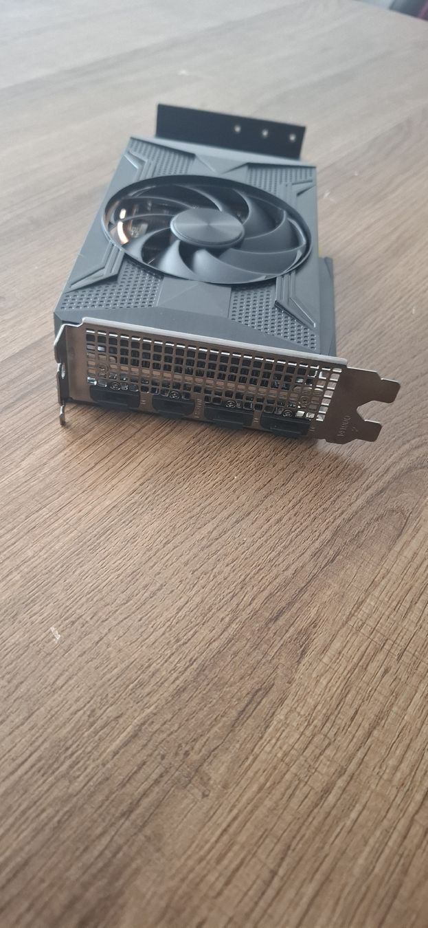 Nvidia Grafikkarten: Nvidia GeForce RTX 4060 8GB – Gebraucht aus Thusis von sascha_marugg 2
