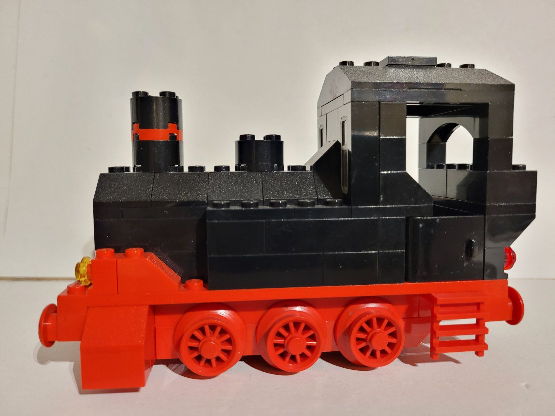 Lego Kit di costruzioni: Locomotive Lego – Usato da La Tour-de-Peilz venduto da estelle69 3