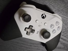 MICROSOFT Xbox Elite Series 2 - Core