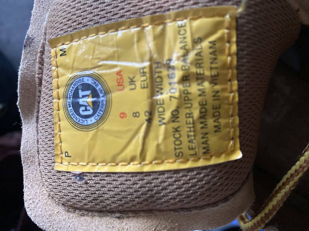 Herrenschuhe: Caterpillar Schuh Gr. 42 – Gebraucht aus Flüelen von 6468 3