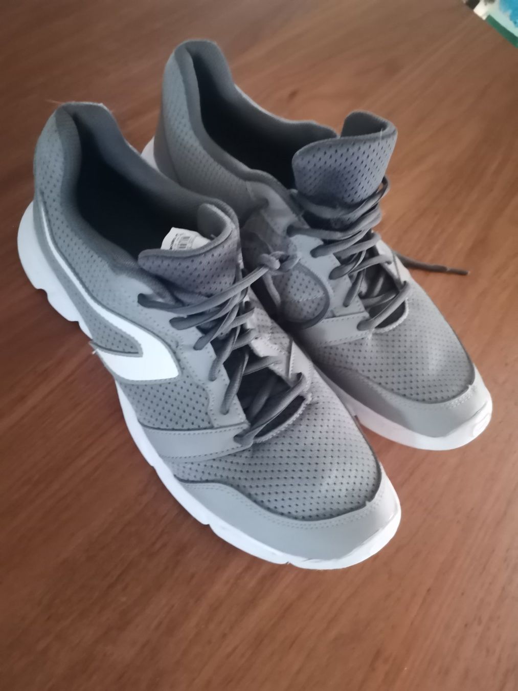 Chaussures hommes: Turnschuhe Gr. 45 – D'occasion à Therwil par JeannysTrendStyle 1