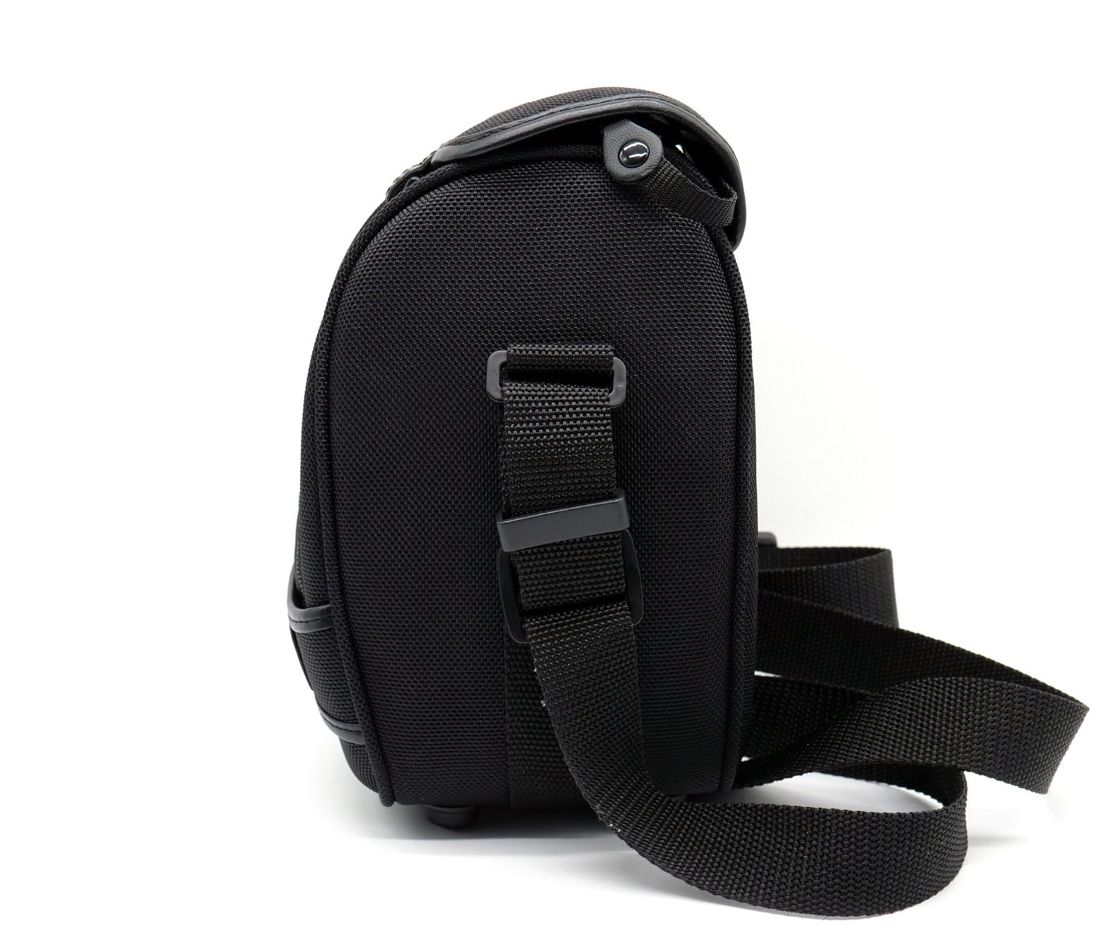Olympus Borse: Olympus schöne universelle Objektivtasche – Usato da Ottoberg venduto da Diamola 1