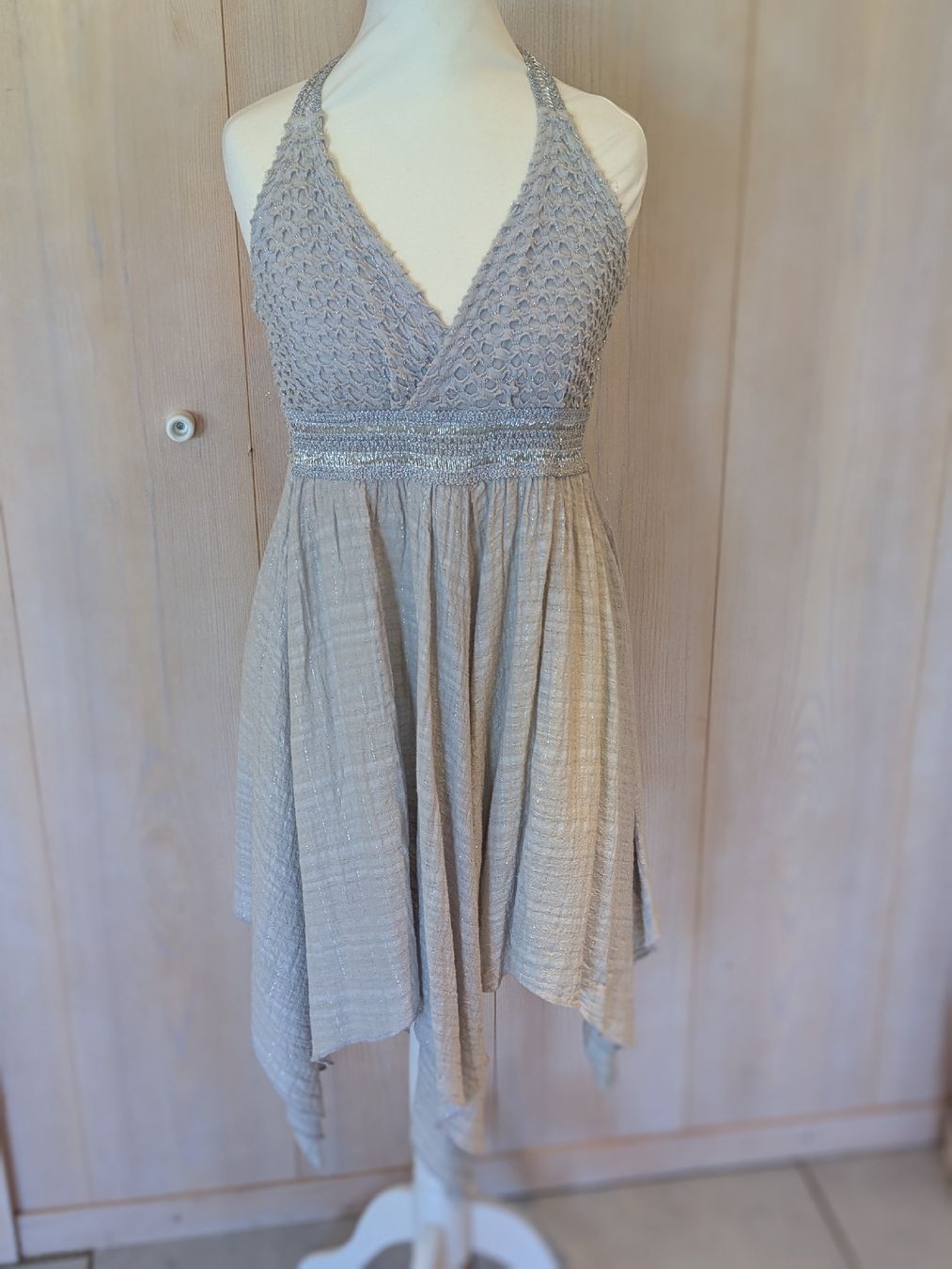 Vestiti: Schönes Kleid – Usato da Ursenbach venduto da andrea_