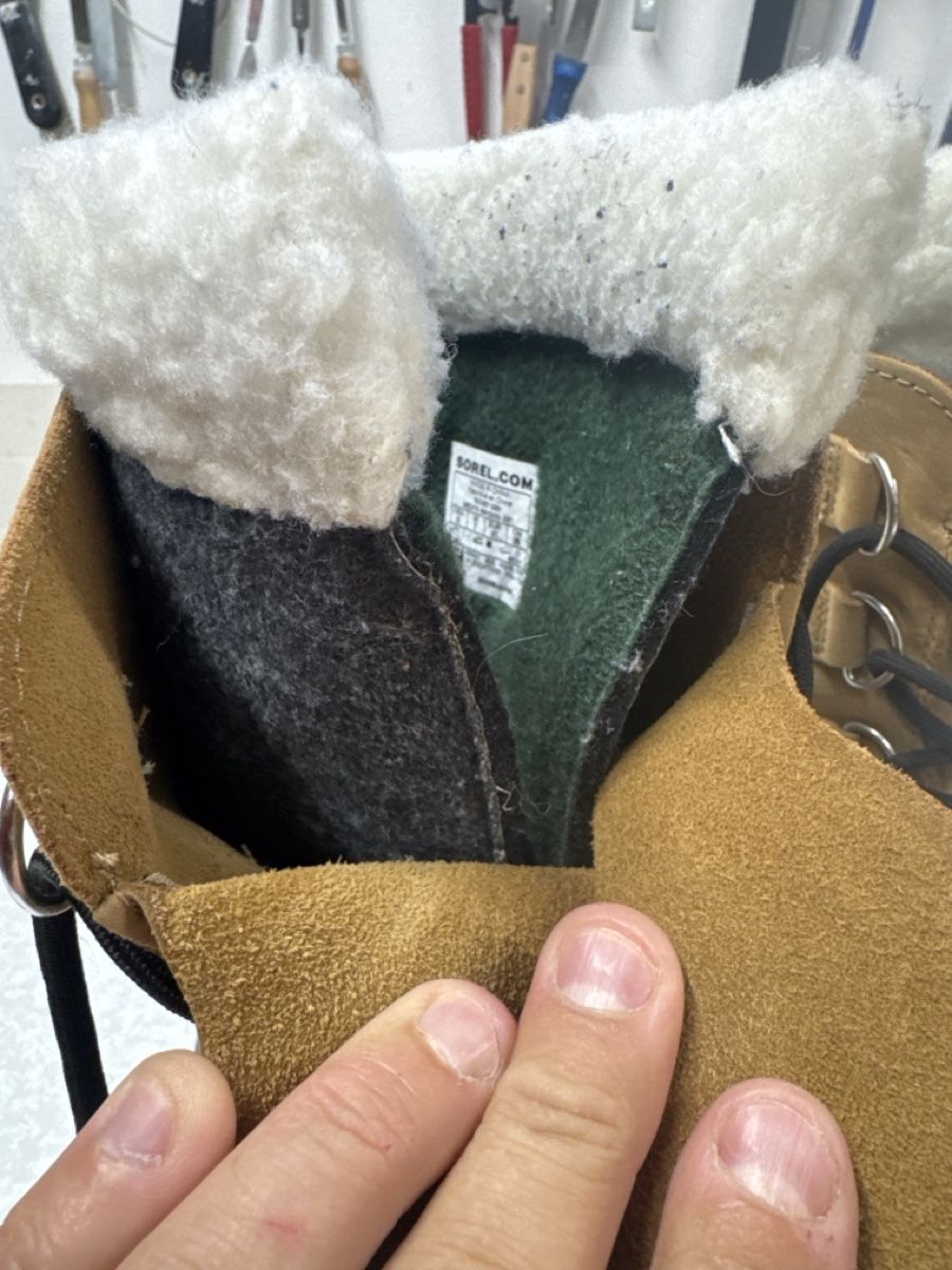 Sorel Chaussures hommes: Sorel Caribou 41-42 – D'occasion à Veyras par Suter_Dany 3