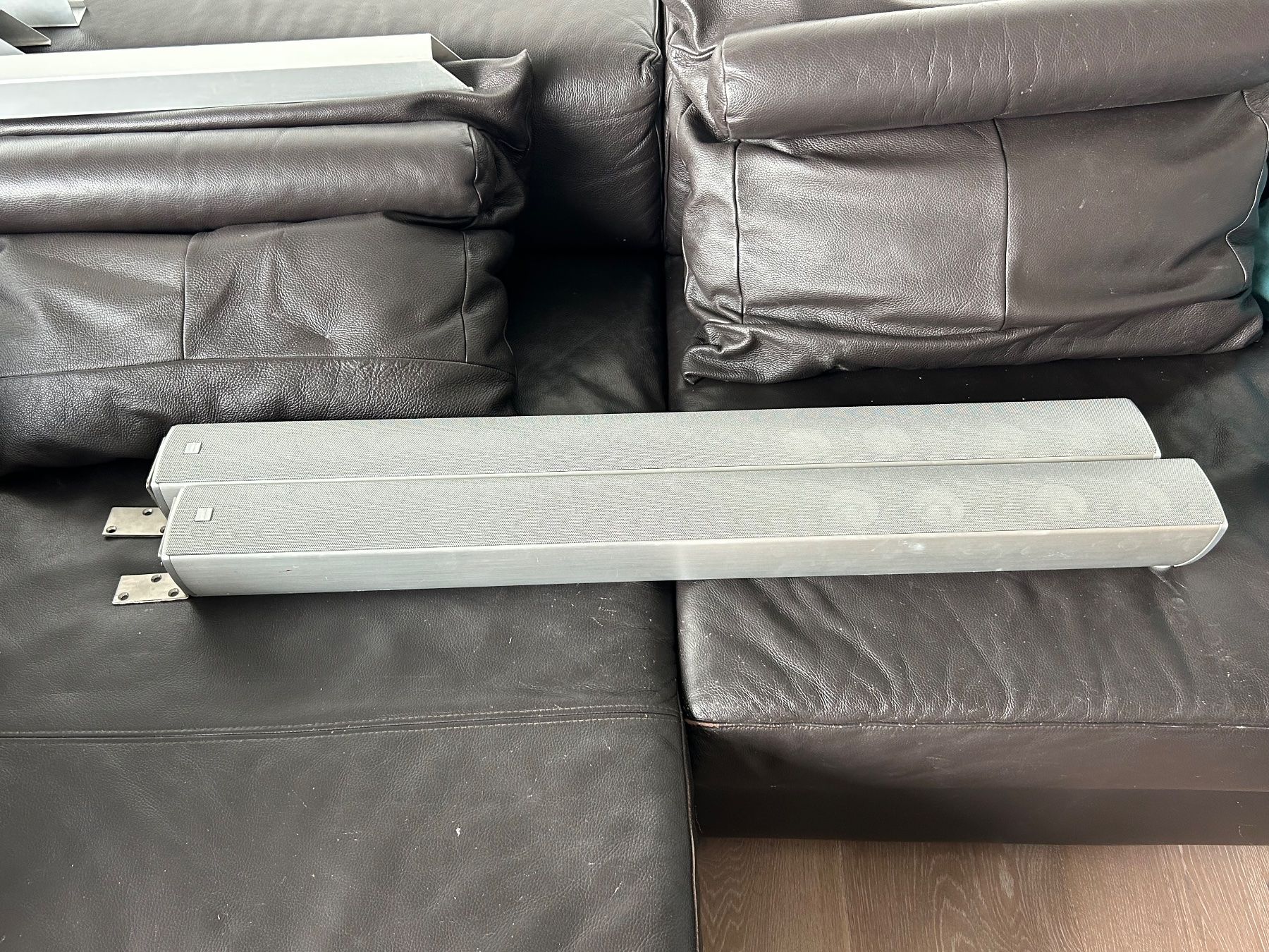 Canton Lautsprecher: 2 Canton CD 100 Lautsprecher und 1 Center – Gebraucht aus Geroldswil von Gfacchinetti
