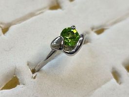 Bague fantaisie coeur pierre verte