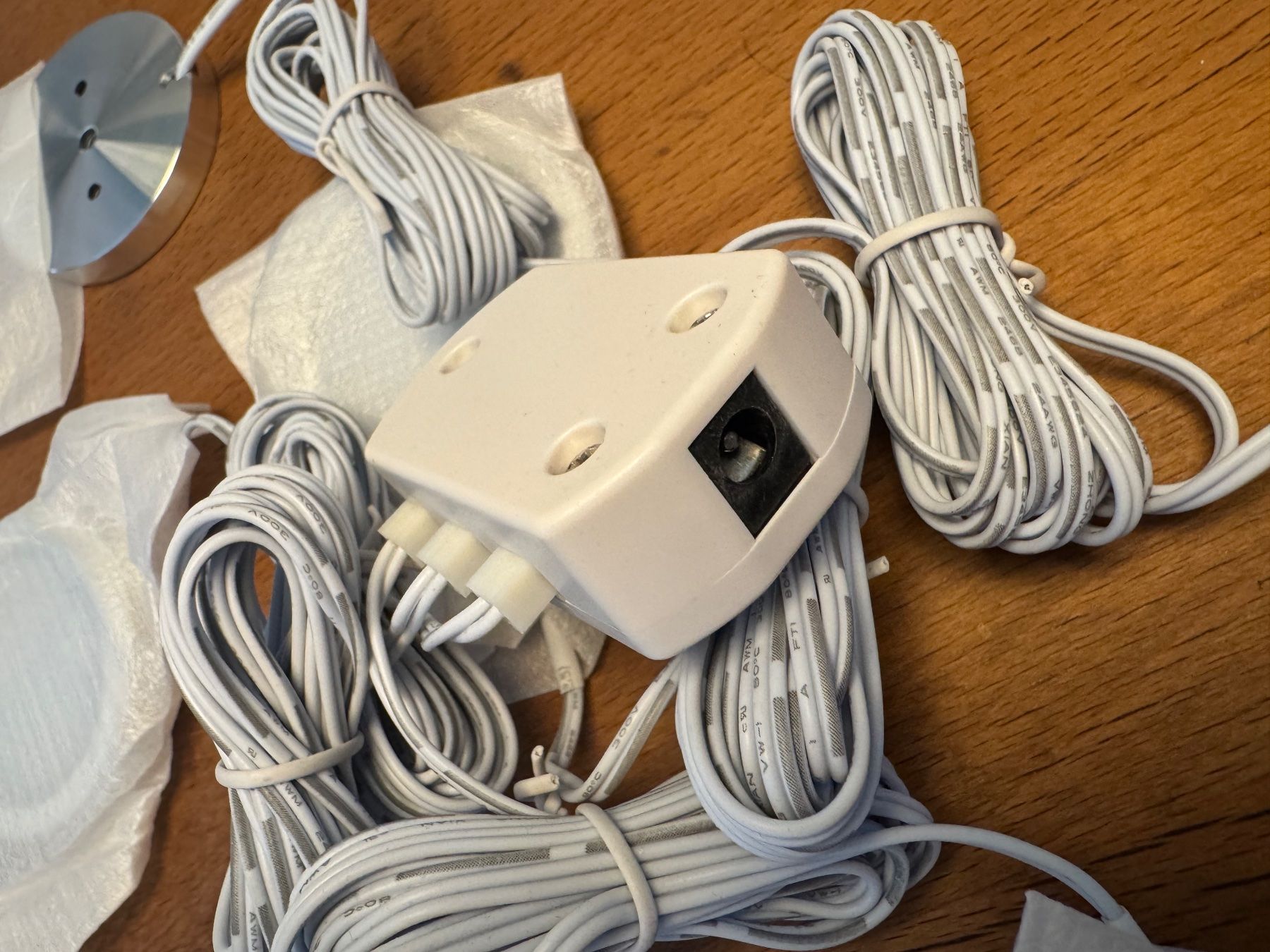 Altri accessori per camping: LED Lichtset 12V - 6 Spots, 6500K, 2.5W, unbenutzt – Nuovo e nell'imballaggio originale da Zürich venduto da vincent.clifford 2