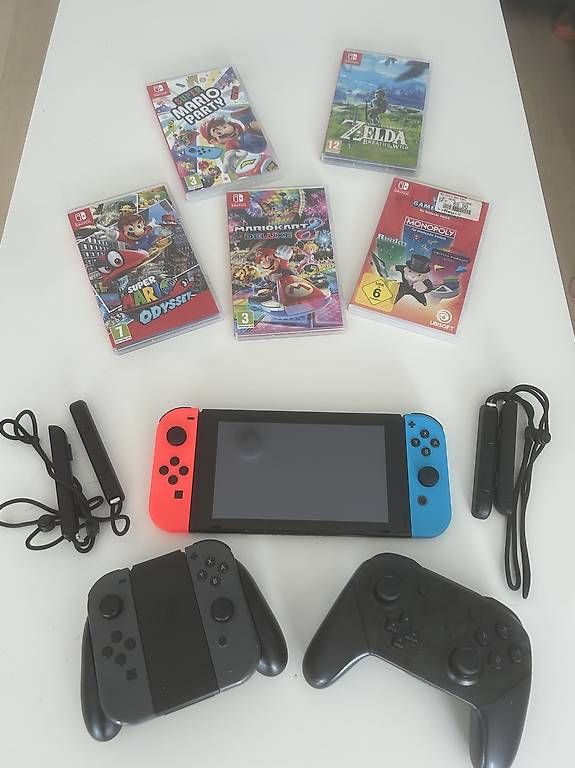 Console: Nintendo Switch 1 inkl. Spiele – Usato da Sirnach venduto da vany2312