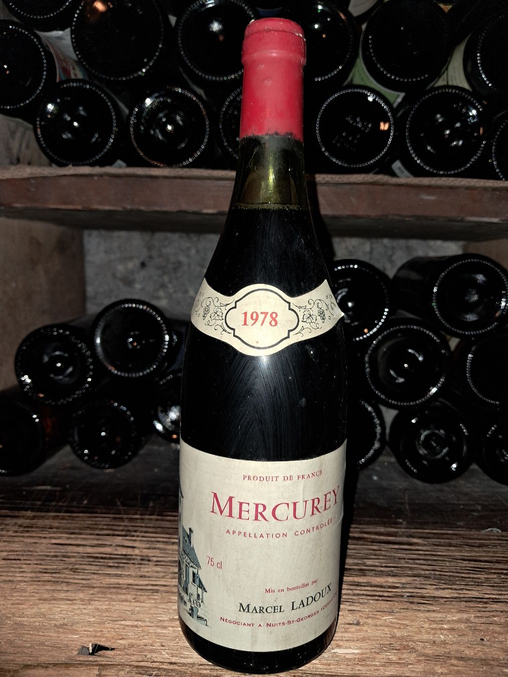 Vino: Mercurey Marcel Ladoux 1978 – Nuovo e nell'imballaggio originale da Le locle venduto da juliensaran