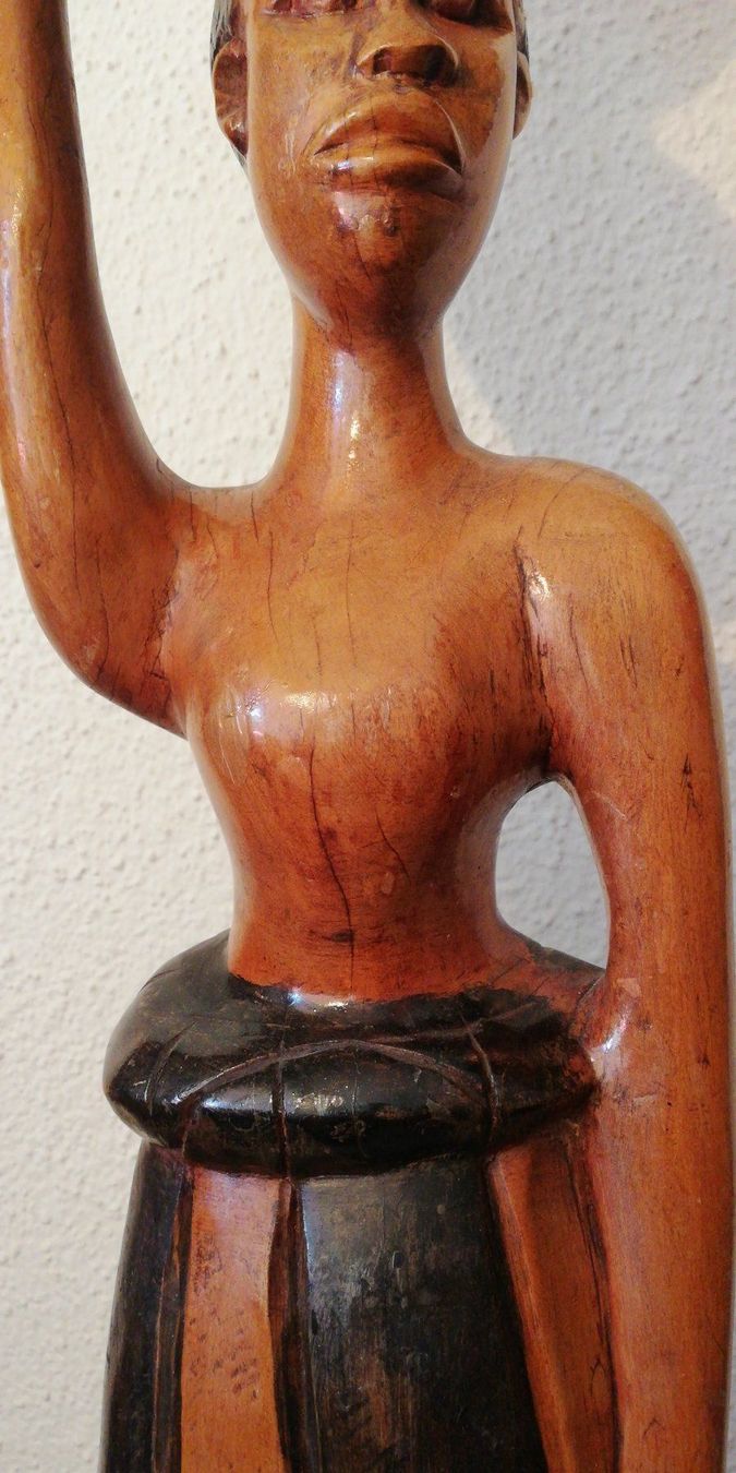 Skulpturen & Statuen: Afrikanische Kunst - Holz Skulptur 74 cm Ruanda – Gebraucht aus Emmenbrücke von Ulisse-22 1