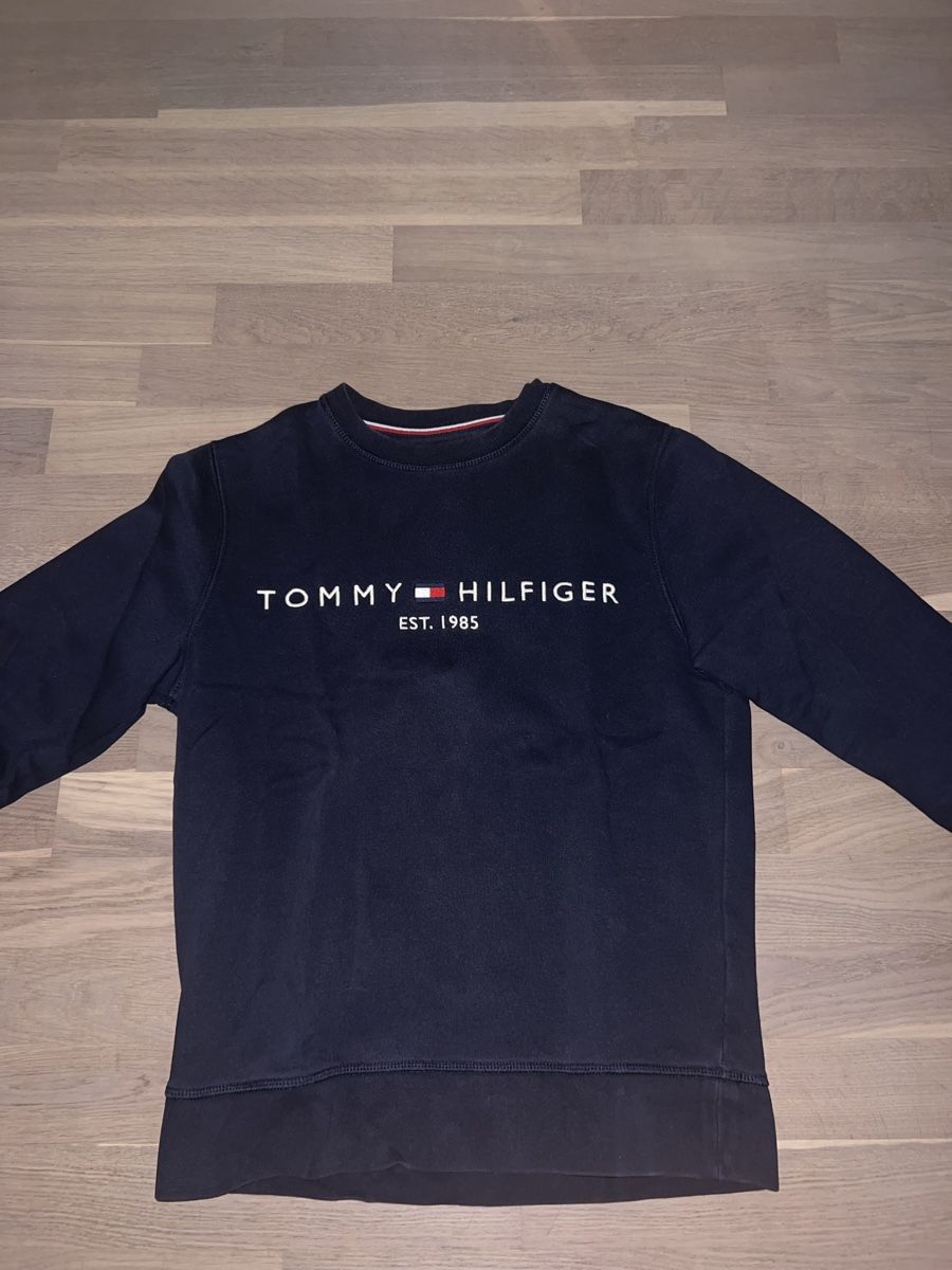 Tommy Hilfiger Pulls & Sweat-shirts: Tommy Hilfiger Pullover Navy Blau – D'occasion à Tann par pet_btt2