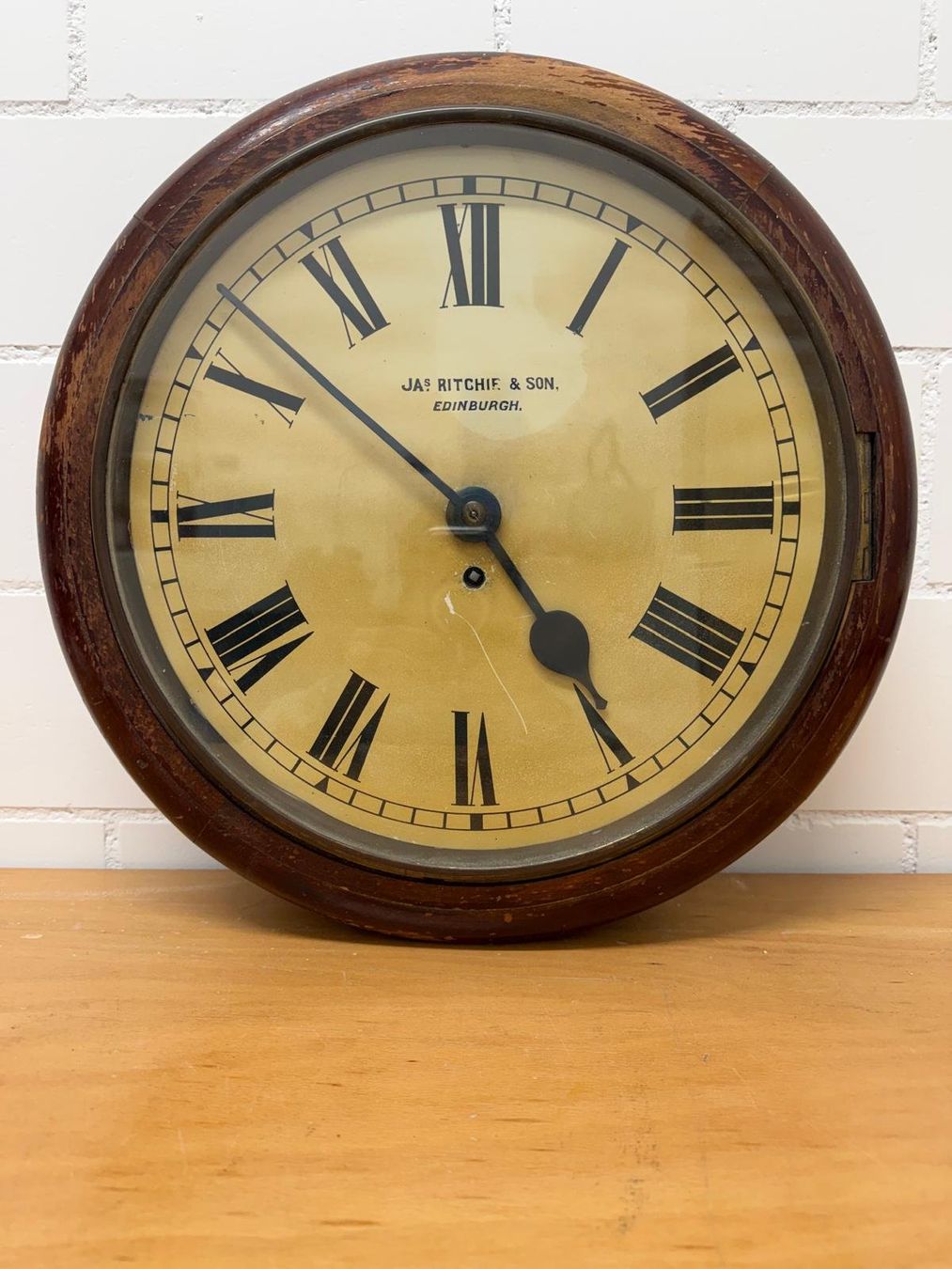 Uhren: Antike Post Office Clock, Wanduhr – Gebraucht aus Felben-Wellhausen von Salabjanga